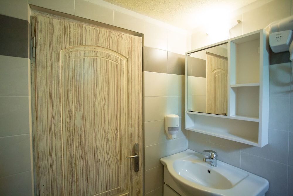 Acrocorinth Apartments Traditional Apartment 2, 1 Bedroom 4