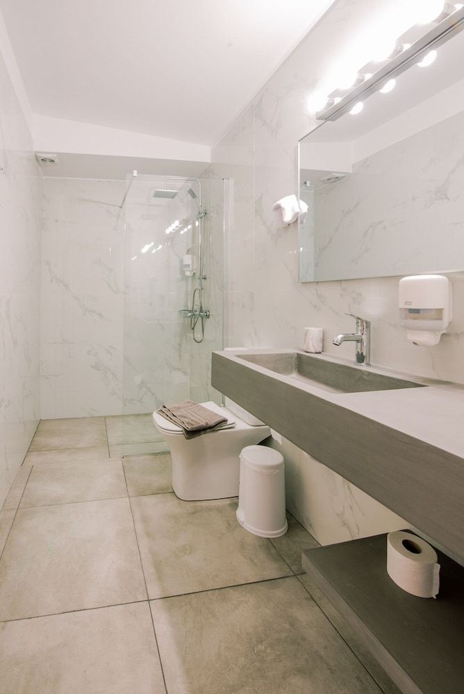 Acrocorinth Apartments Traditional Apartment 6, 2 Bedrooms 7