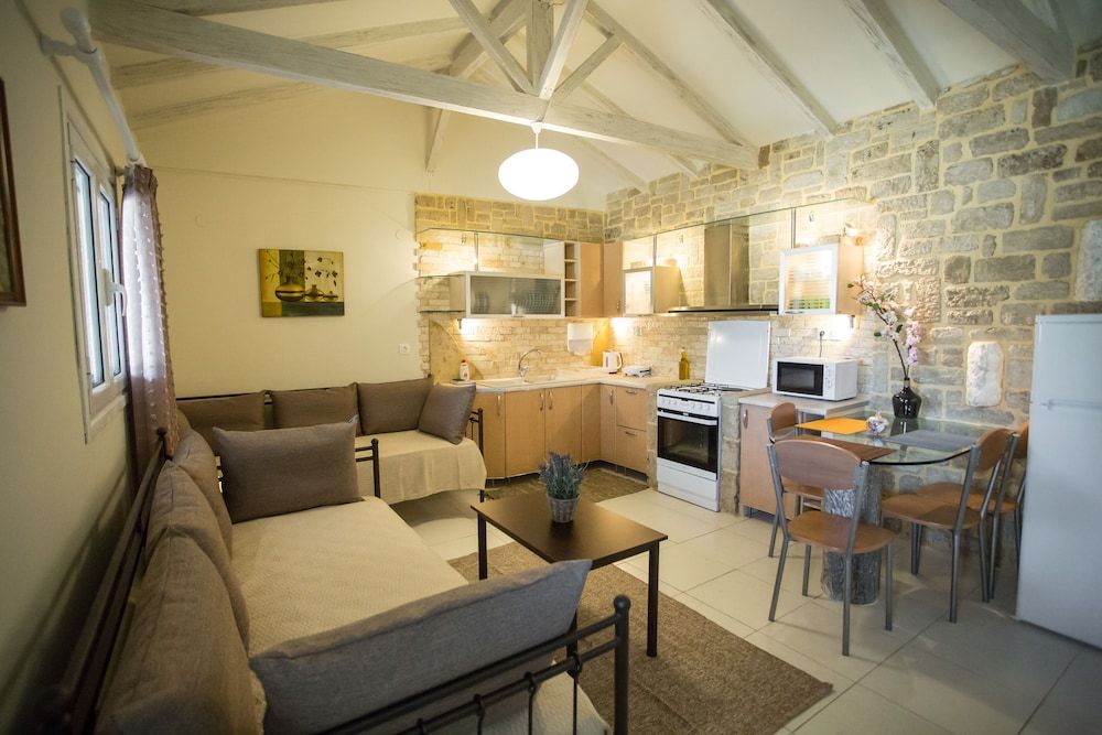 Acrocorinth Apartments Traditional Apartment 2, 1 Bedroom 5