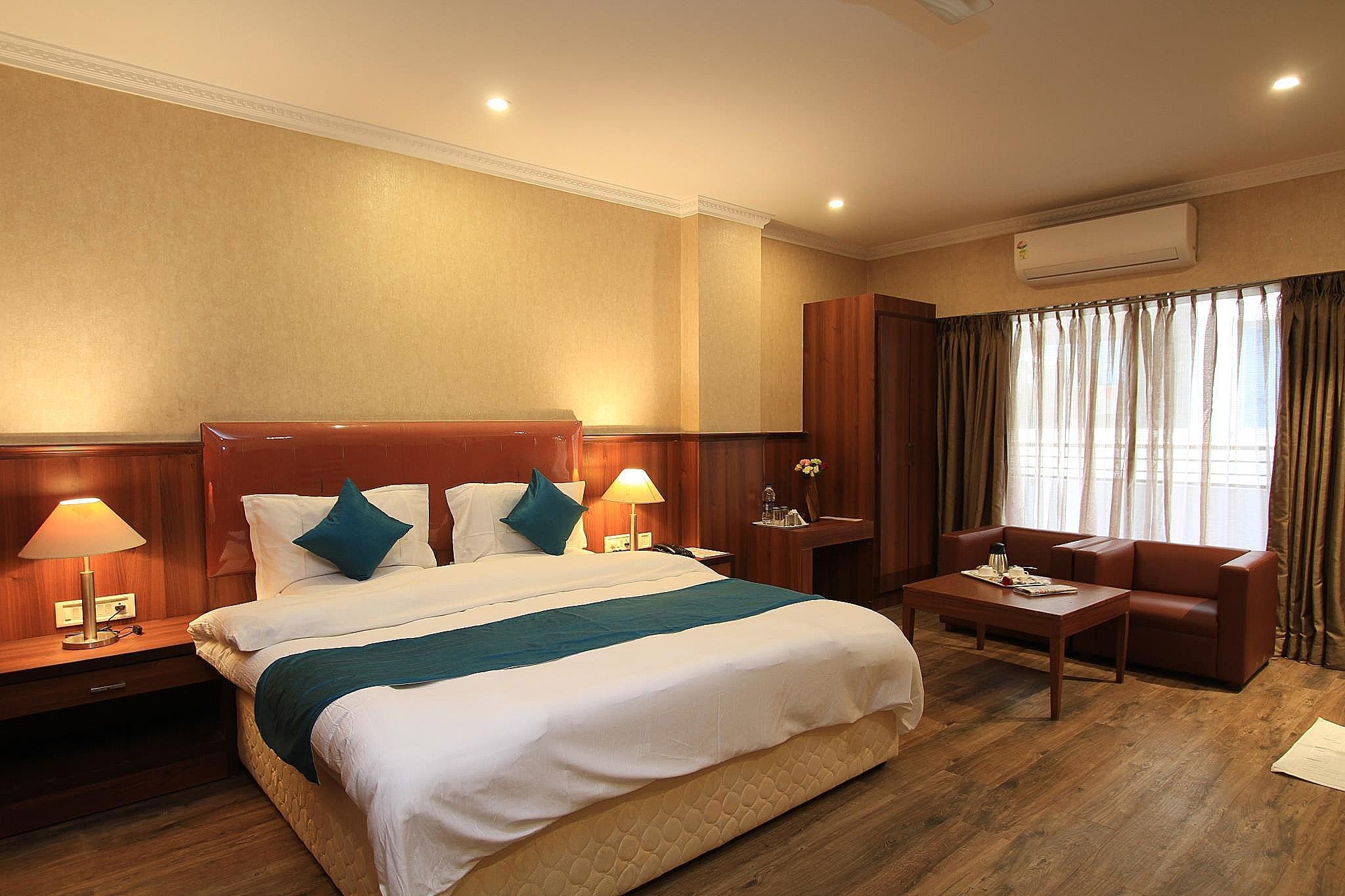 Noor Empire International Deluxe Double Room - YCHS - Prepaid 2