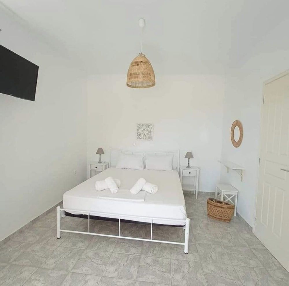 Basic Double Room