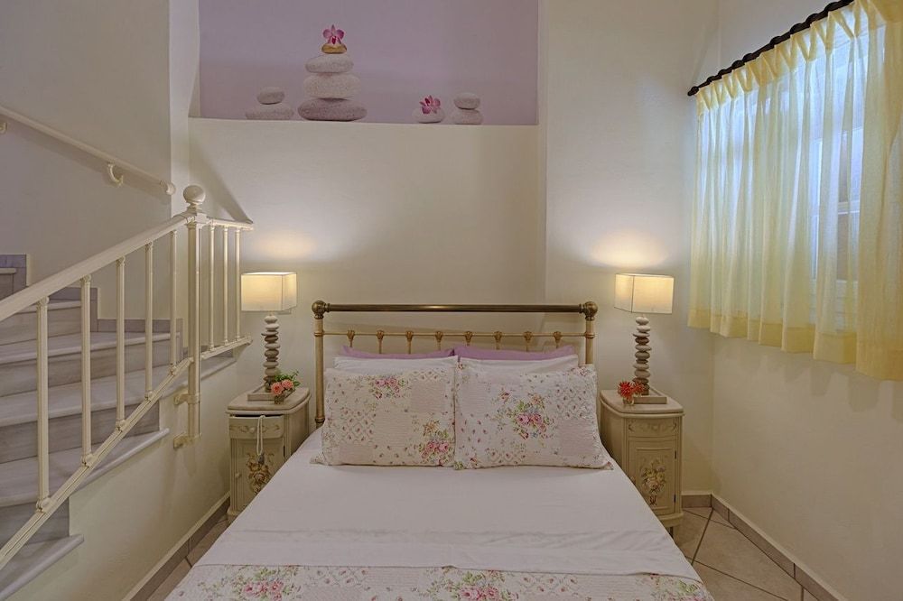 Apartment, Mezzanine
