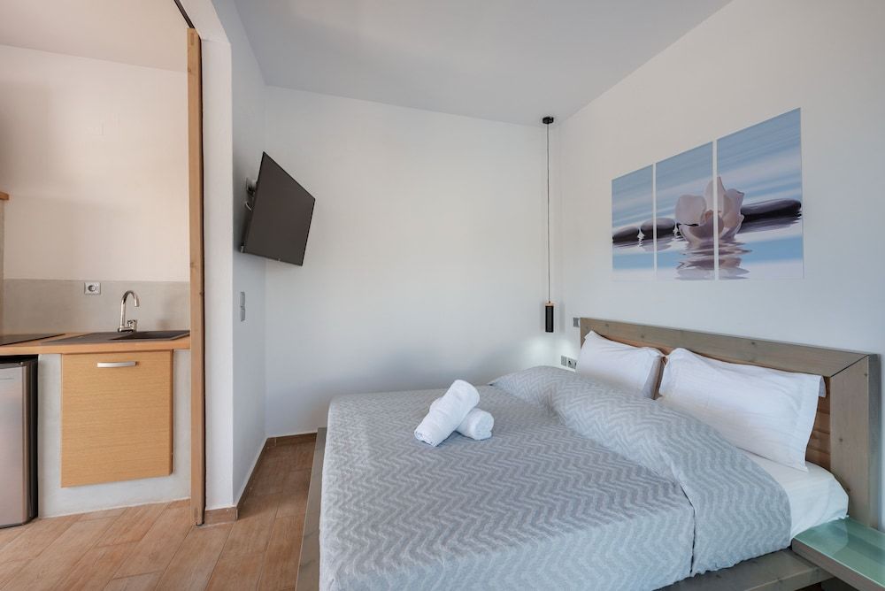 Junior Studio Suite, Private Pool, Sea View