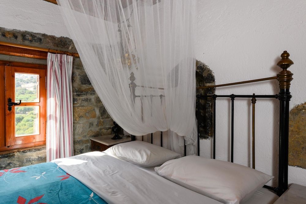 House, 1 Bedroom, Private Pool (Erato)