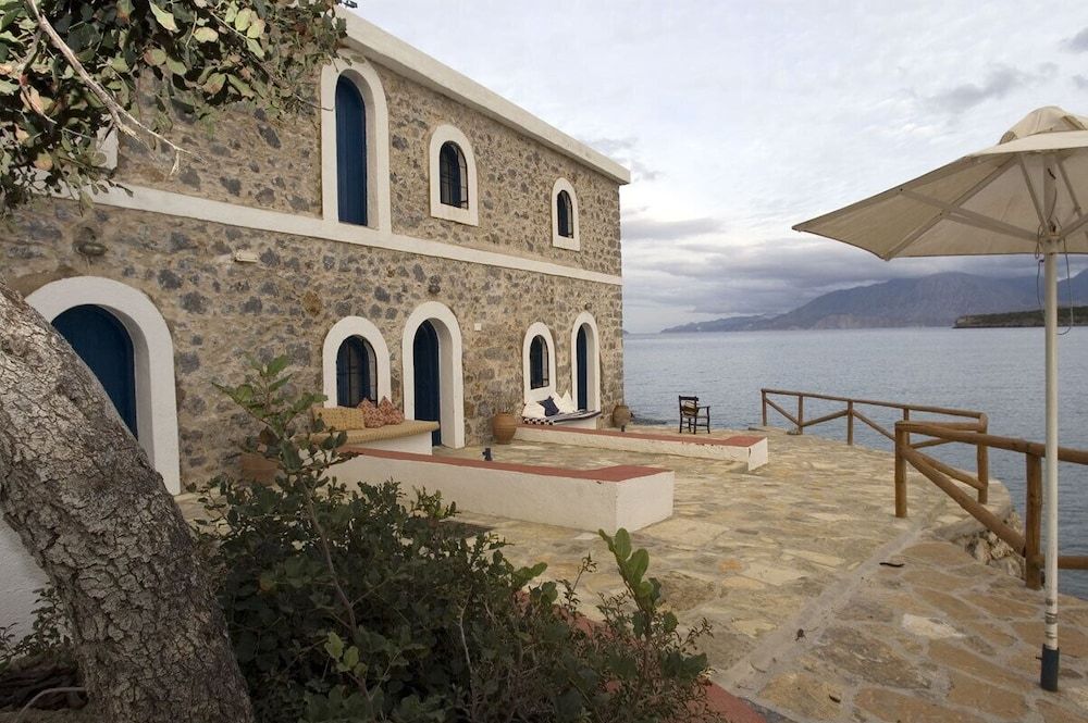 Karavostassi - The Stonehouse