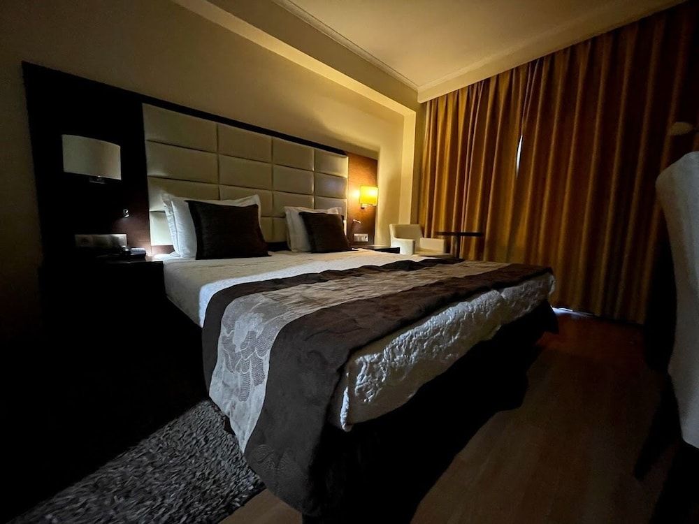 Basic Double Room