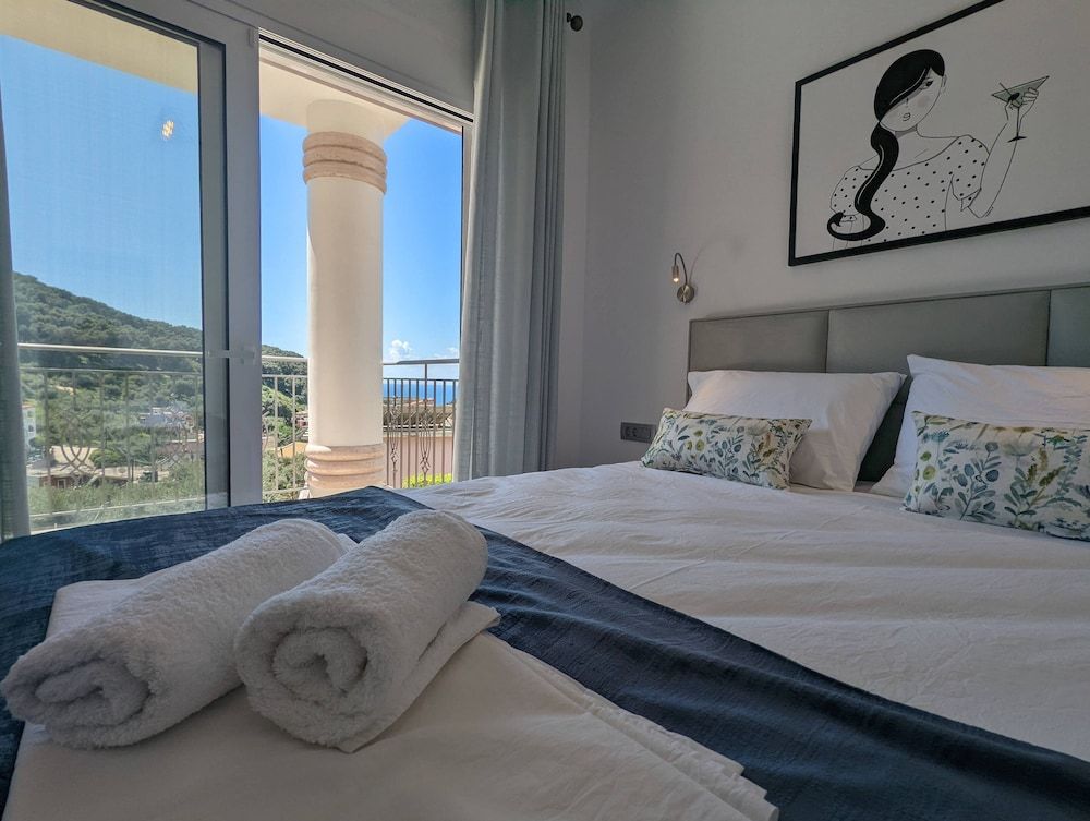 Luxury Apartment