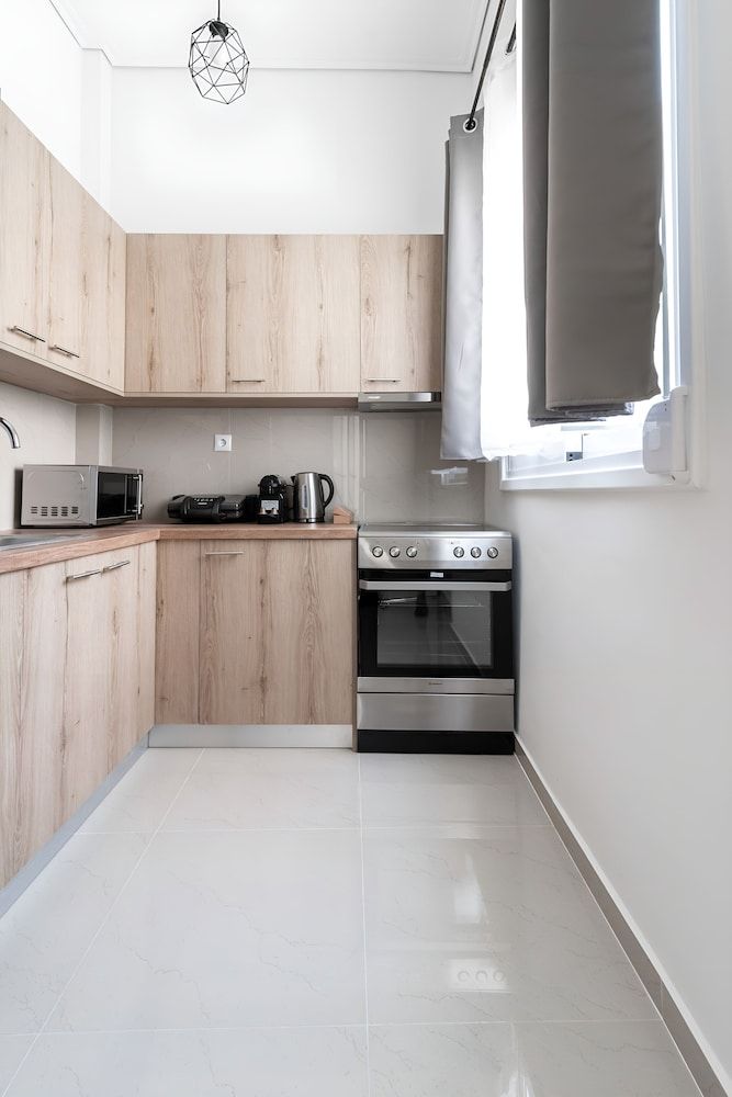 BLUE RIVIERA A.E Executive Suite 11