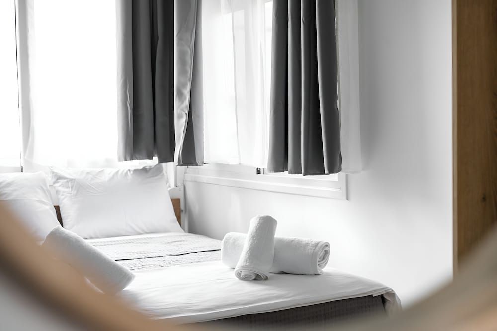 BLUE RIVIERA A.E Junior Suite 2