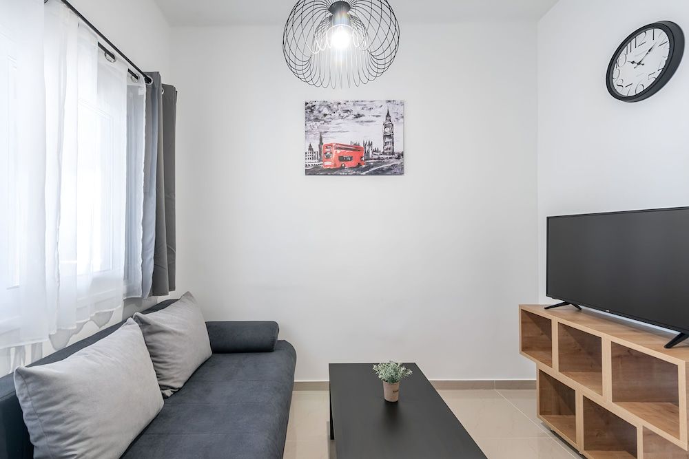 BLUE RIVIERA A.E Junior Suite 16