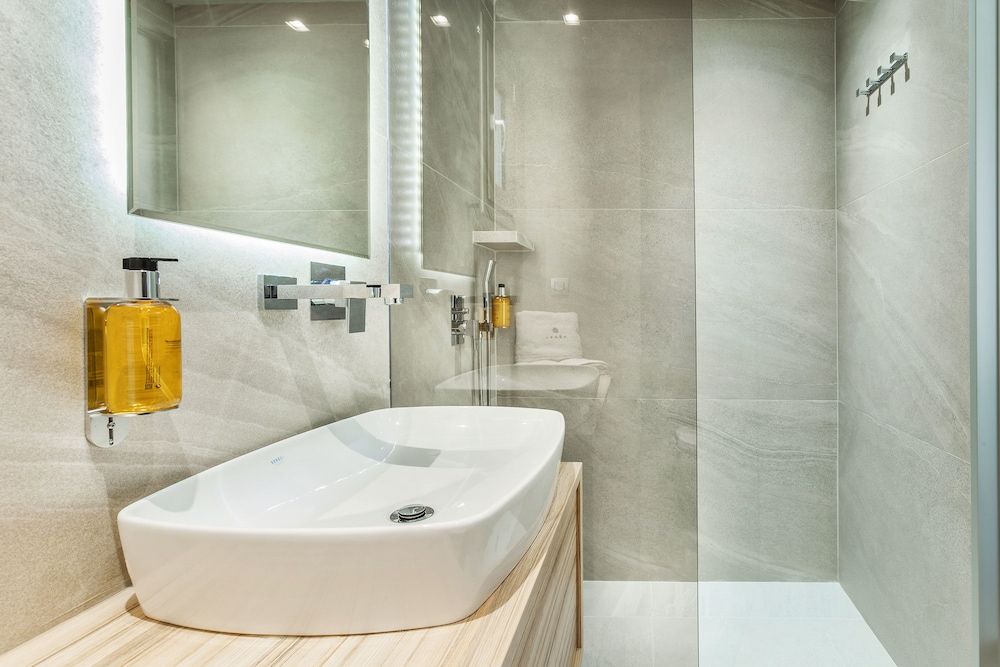 Pefki Deluxe Residences Deluxe Apartment, 1 Bedroom, Pool View 3