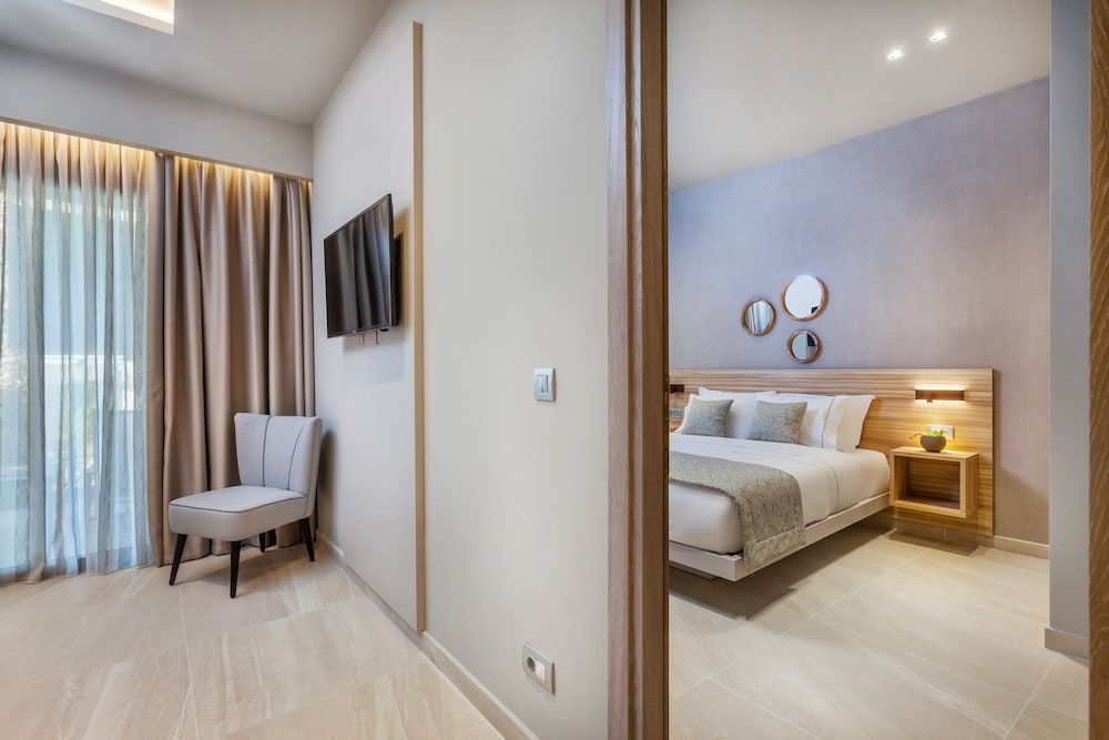 Pefki Deluxe Residences Deluxe Apartment, 1 Bedroom, Pool View 2