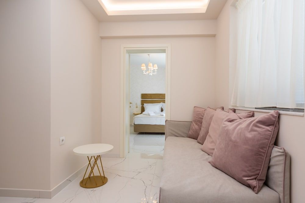 Laguna Resort Executive Suite, Partial Sea View 10