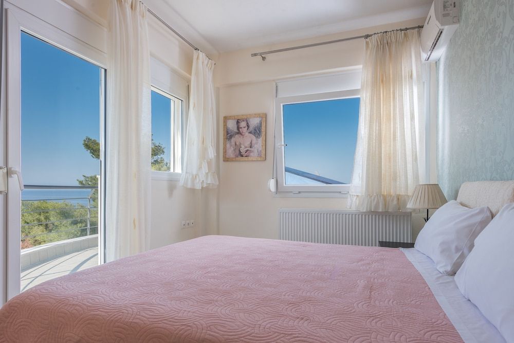 Duplex, 2 Bedrooms, Jetted Tub, Sea View