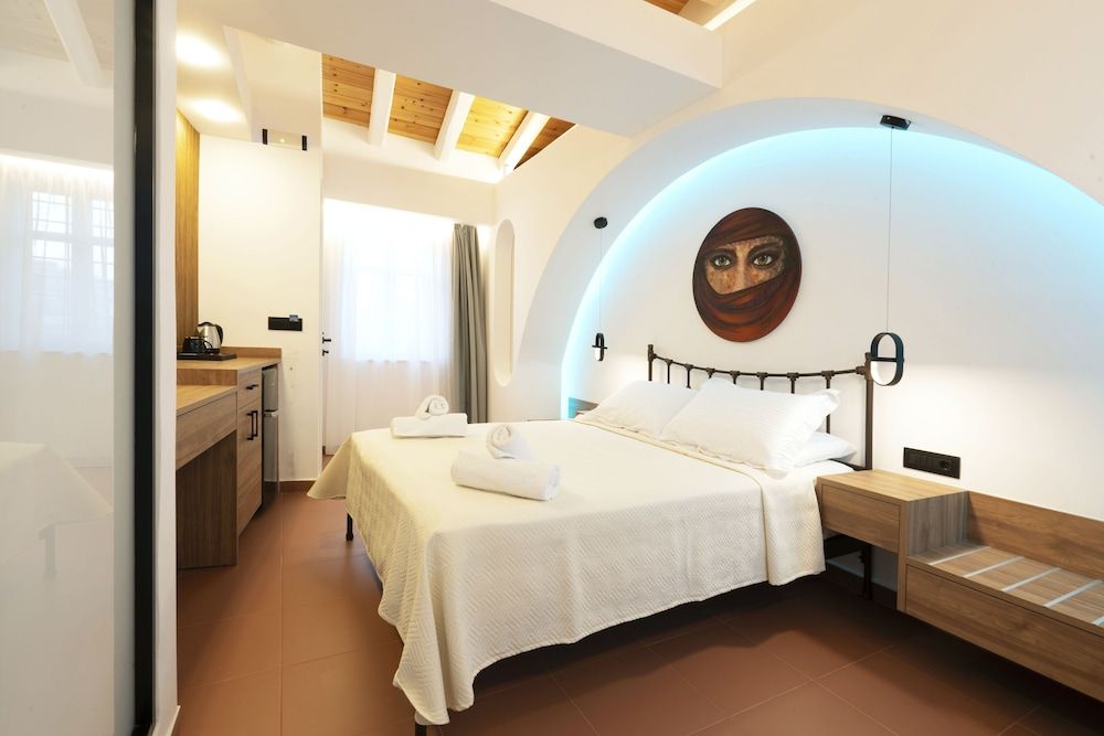 Design Double Room, 1 Queen Bed, Non Smoking (60)