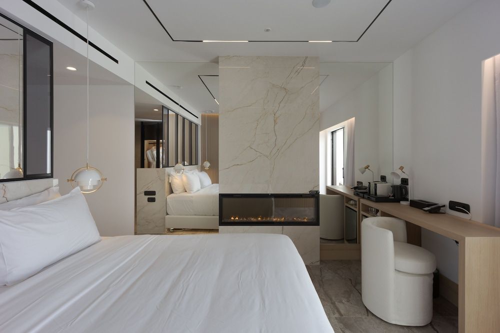 Junior Suite with Plunge Pool