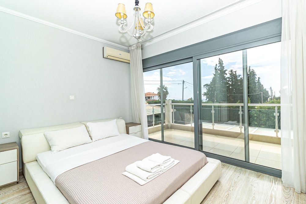 Villa Nefeli Nefeli Luxury Villa with Private Pool 9