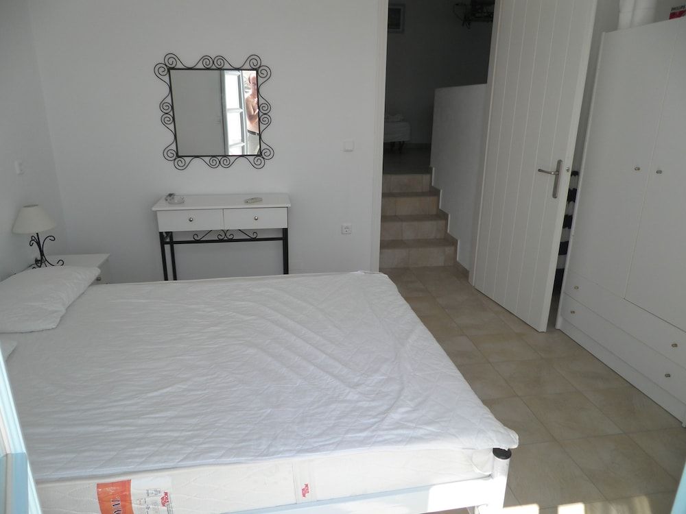 undefined Kavalieros Studios 8