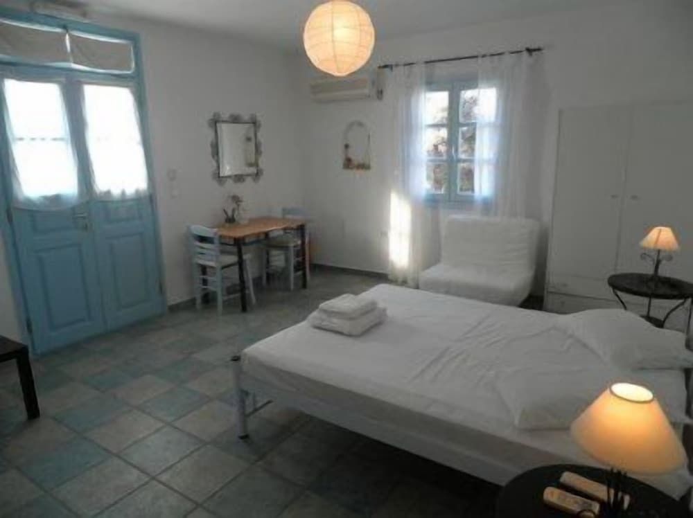 undefined Kavalieros Studios 7