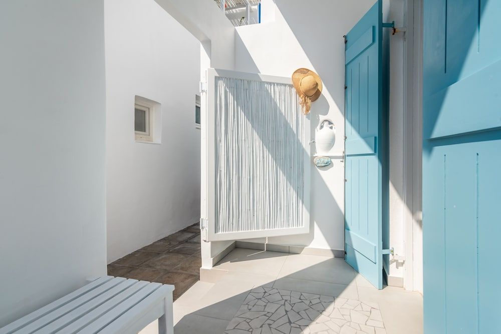 Niki Savvas Studio & Suites Comfort Double Room ( No view) 7