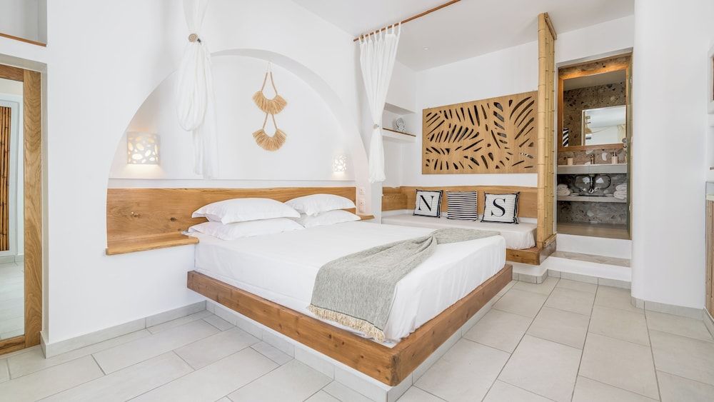 Niki Savvas Studio & Suites Comfort Double Room ( No view) 3