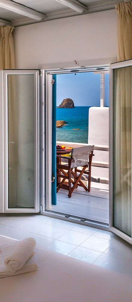 Niki Savvas Studio & Suites Comfort Double Room, Partial Sea View 5