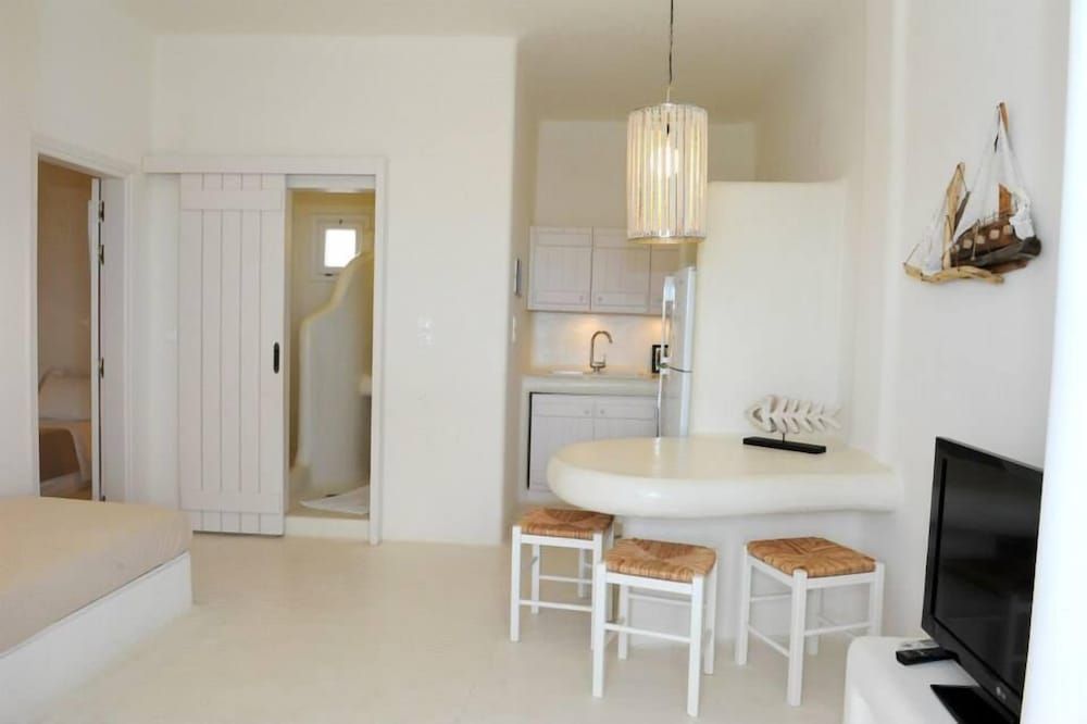 undefined Sarakiniko View Studios 2