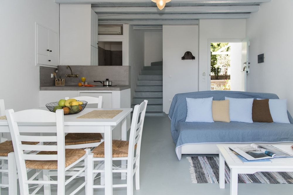 Thalassitra Private Pool Suites & Spa Grand Suite, Private Pool, Sea View 4