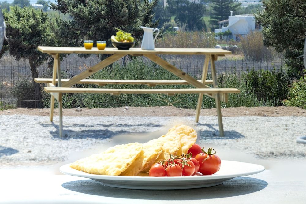 undefined Aelia Suites Milos 7