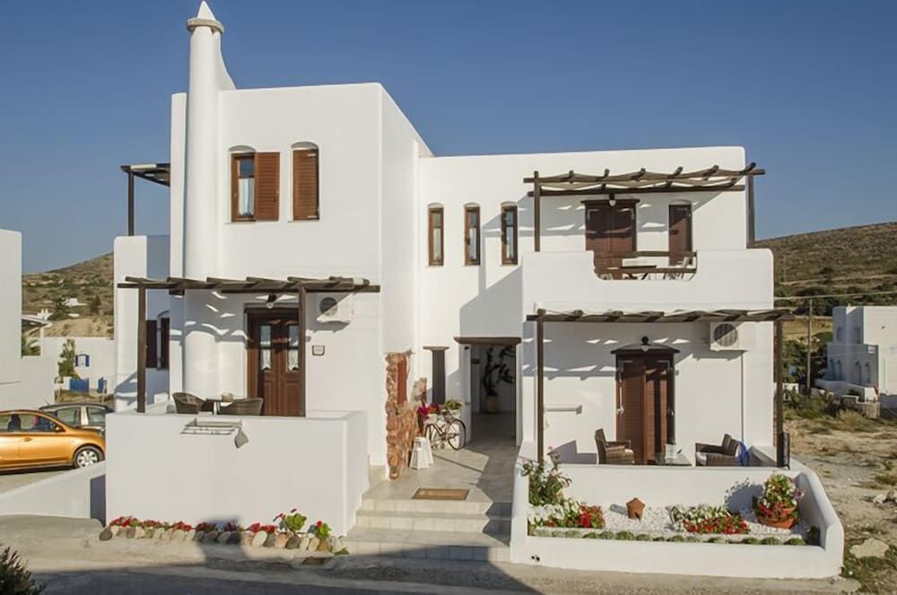 undefined Niriides studios 2