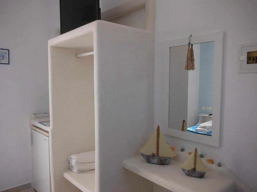 Kapetan Giannis Basic Double Room, Mountain View 7