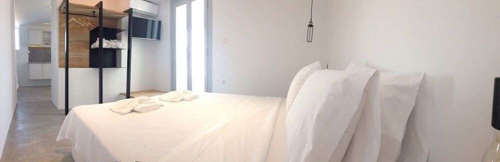 undefined L' arco Milos Suite 5