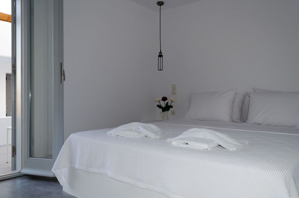 undefined L' arco Milos Suite 8