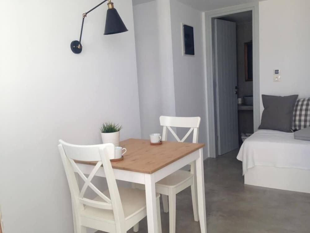 L' arco Milos Suite Apartment, 2 Bedrooms, Partial Sea View 6