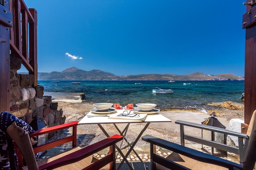 undefined Neosikos AmazingBeach House Milos Island 2