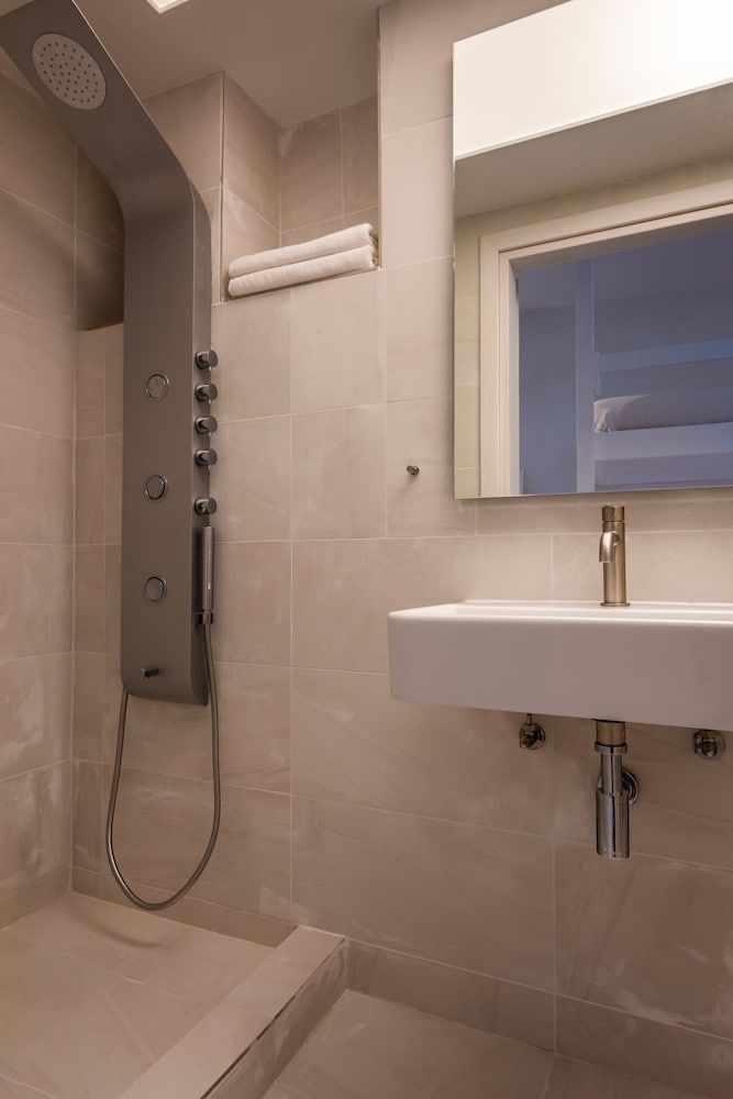 Neosikos AmazingBeach House Milos Island House 15