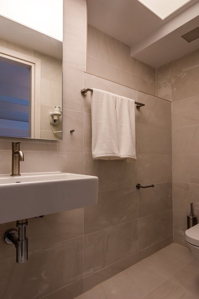 Neosikos AmazingBeach House Milos Island House 16