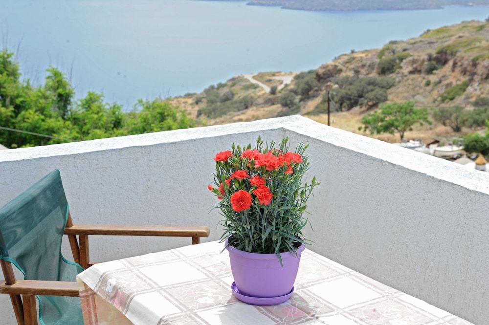 undefined Morfeas Hotel 9