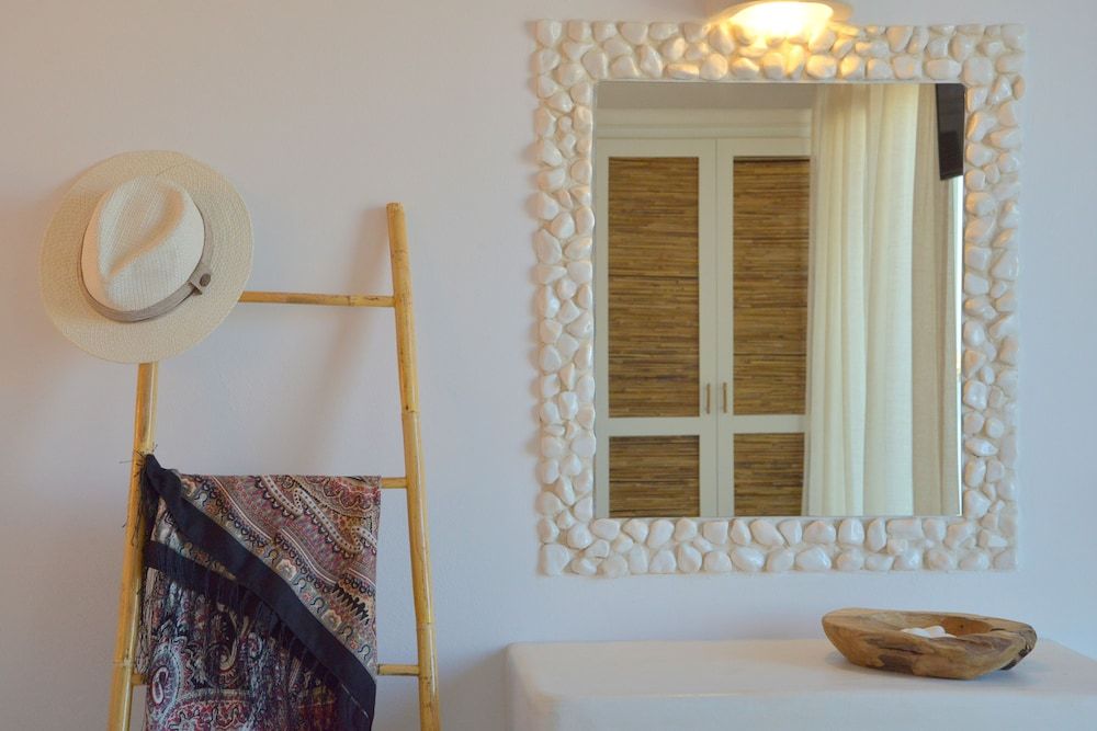 Hawk Stone Comfort Studio 19