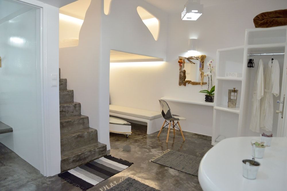 undefined Moschoula studios