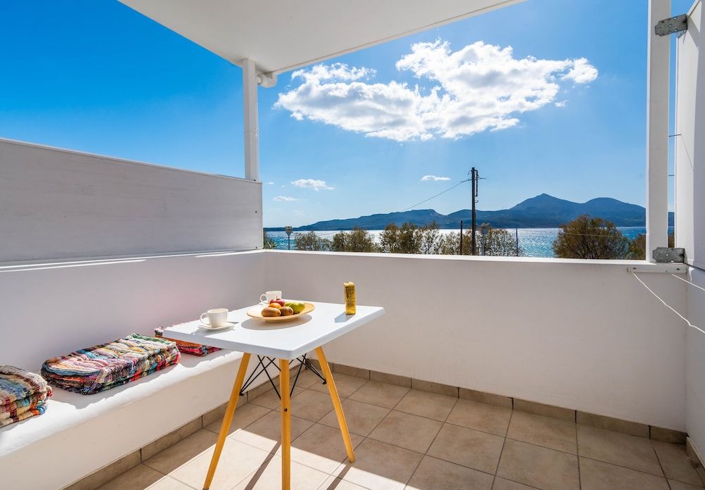 Play On The Sand Superior Studio Suite 8