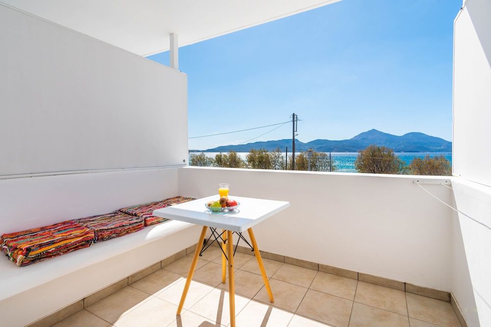 Play On The Sand Family Apartment 6