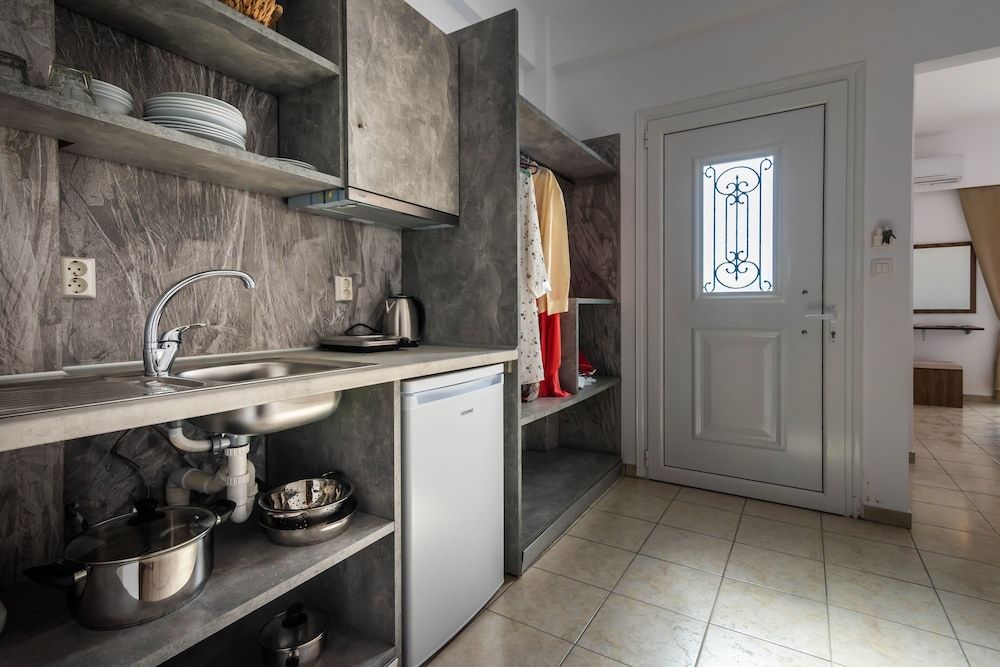 Play On The Sand Superior Studio Suite 5