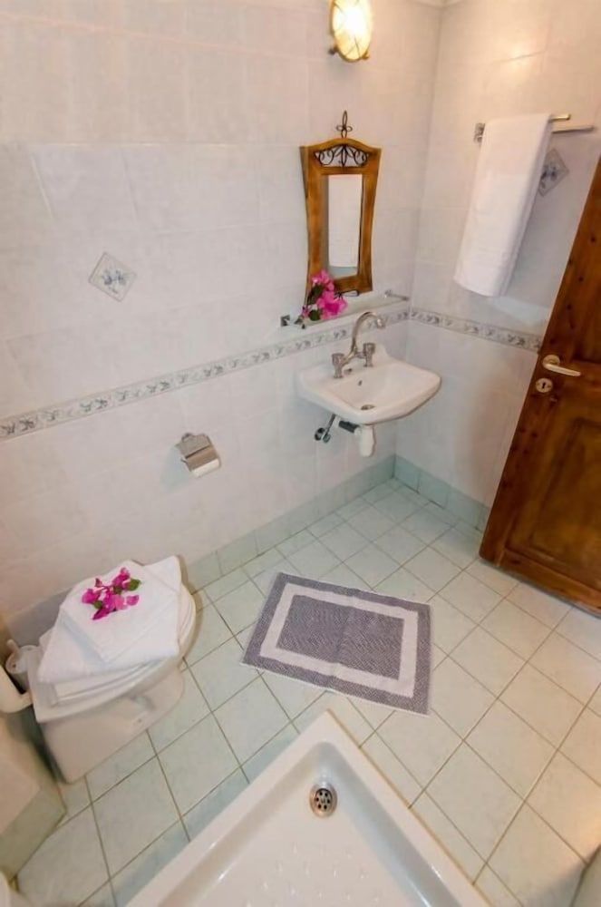 undefined Villa Maria 9