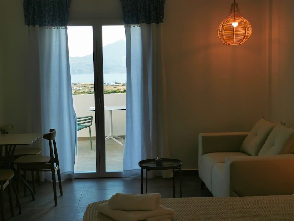 Kallisto Rooms Family Apartment, 1 Queen Bed with Sofa bed, Balcony, Sea View (Room 1) 9