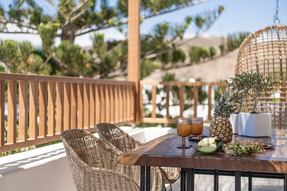 Athina Milos Suites Kleftiko Smart Suite 24