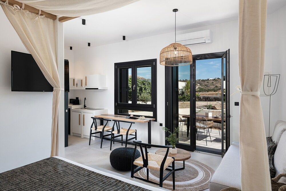 Athina Milos Suites Firopotamos Smart Suite 18