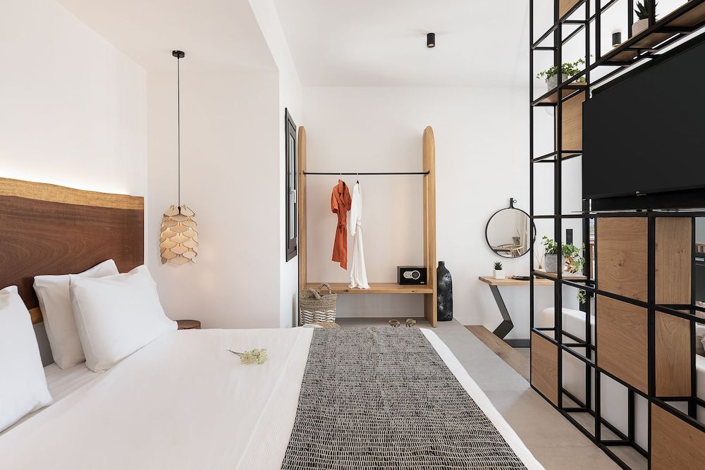 Athina Milos Suites Kleftiko Smart Suite 11