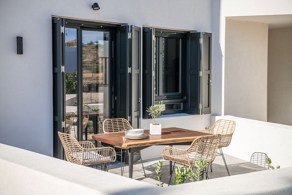 Athina Milos Suites Firopotamos Smart Suite 10