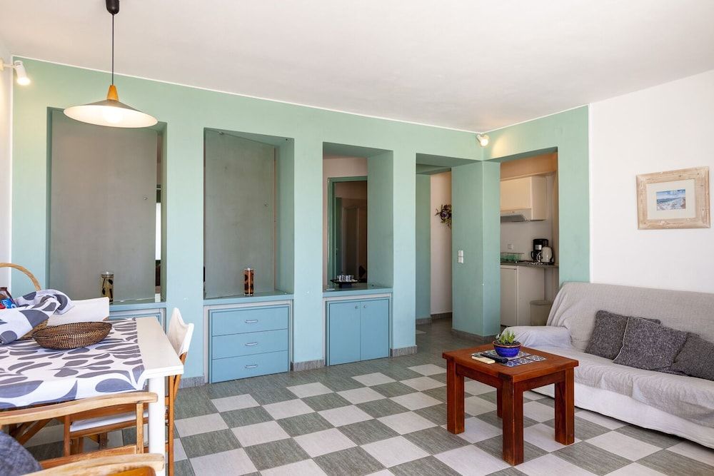 undefined Emily Suites 7